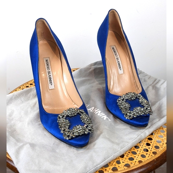 The "Carrie" Manolo "hangisi" satin pumps sz 36 - Picture 1 of 13